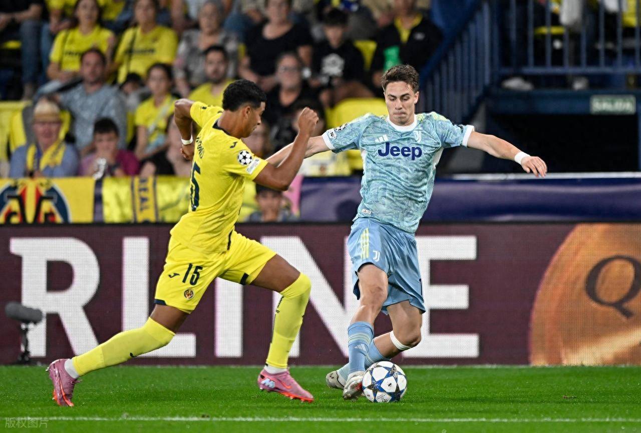 比利亚雷亚尔训练开放日；今晨遗憾出局引欢呼；欧联在即；赛程密集仍需轮换的简单介绍