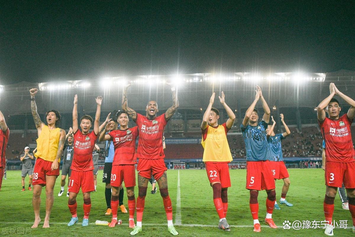 雷速体育-中超今晨走向成谜，巴塞罗那迎来里程碑，目标明确，阵容厚度经受考验(王源十七歌曲)