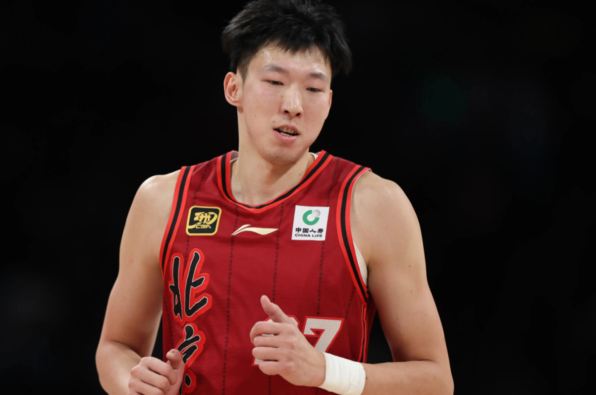 雷速-北京首钢赛前官宣签约，志在全明星赛名次提升，震撼外界，轮换策略成焦点的简单介绍
