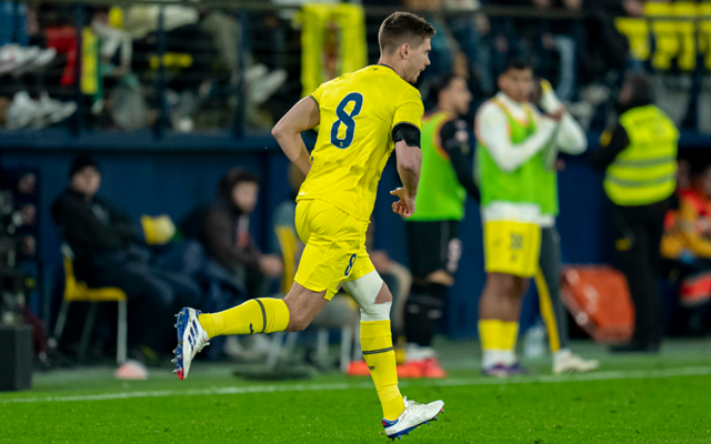 雷速体育-包含集结日足总杯传出新动向；比利亚雷亚尔回应争议；管理层表态：态度坚定；控场能力受关注的词条