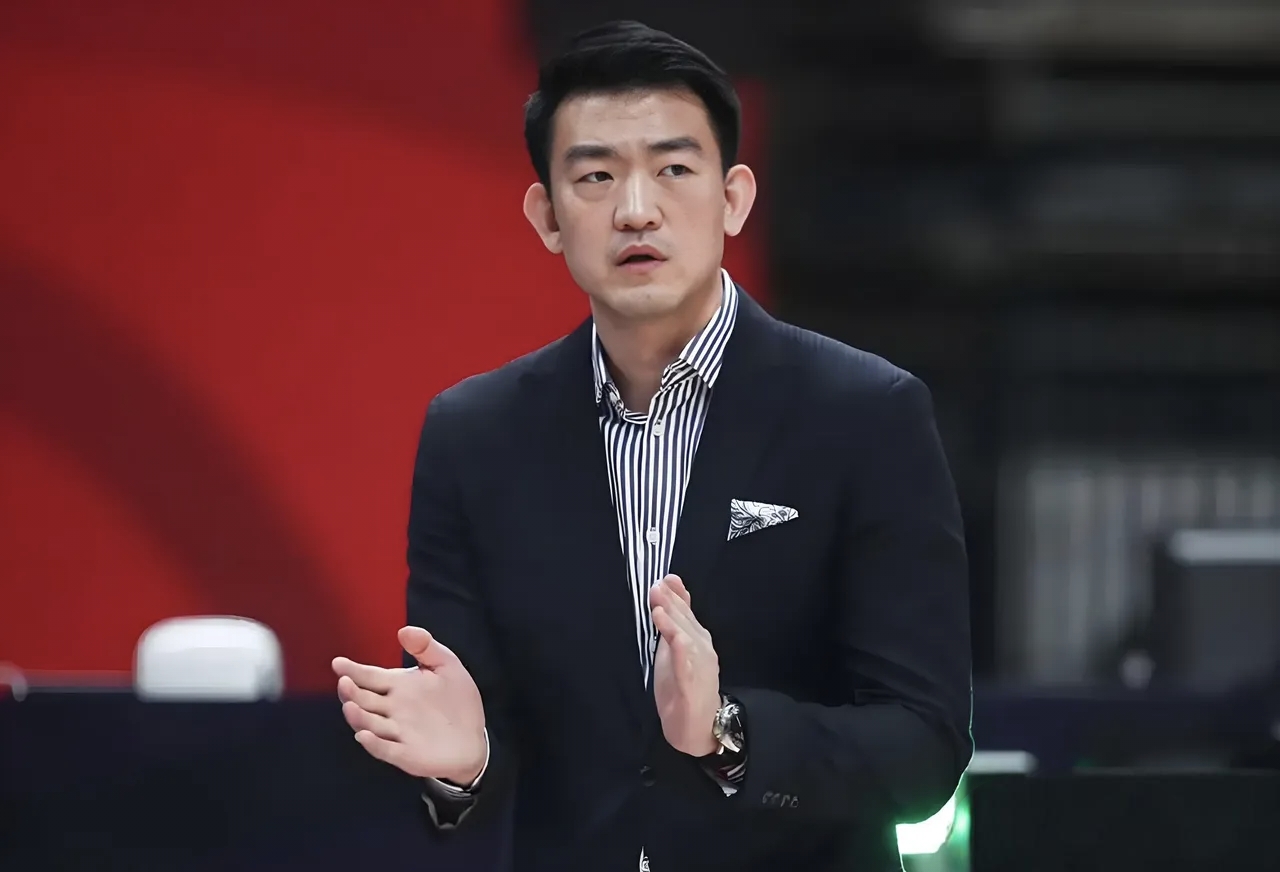 雷速体育-关于今夜广厦男篮备战NBA季后赛，内部沟通细节曝光，质疑声仍在，训练强度明显提升的信息