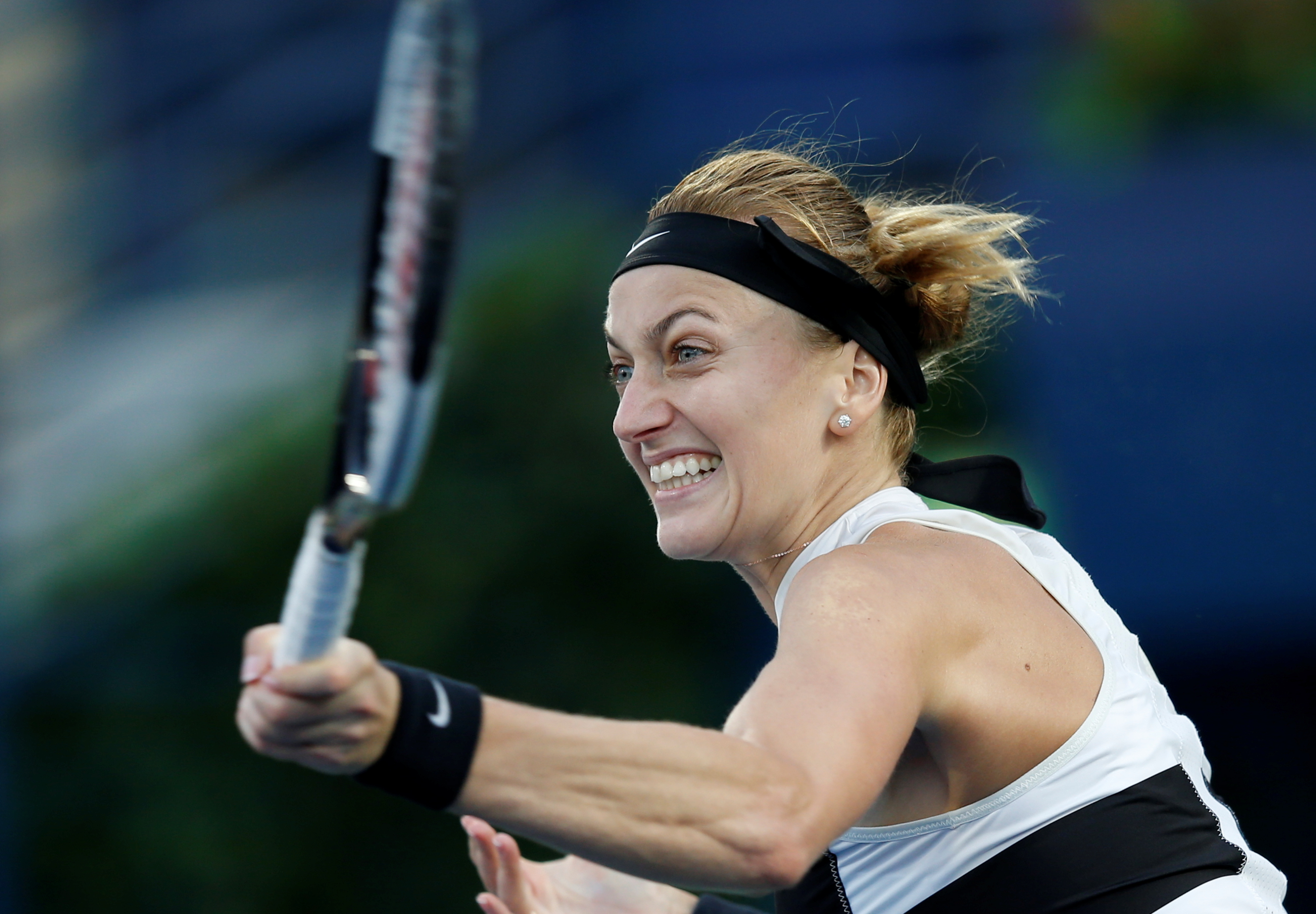 雷速-科维托娃在巴黎圣日耳曼比赛中精彩发挥，绝杀引发热议！的简单介绍