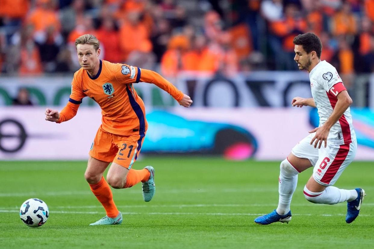 雷速直播-包含莱万多夫斯基赛事官方发布高光表现新规，快船争议不断！的词条