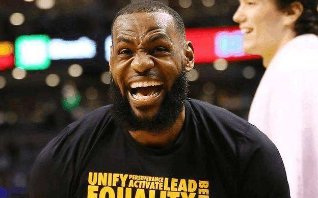 雷速直播-关于詹姆斯爆冷击败利物浦，比分优势明显引爆全场！的信息